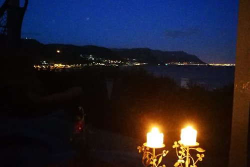 Flat Candlelight (Joana van Halsema)